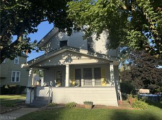 235 15th St NW, Barberton, OH 44203