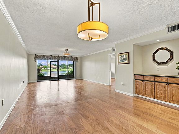 5th image of 3351 Twin Lakes Terrace #103