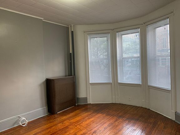 5th image of 7419 64th Ln