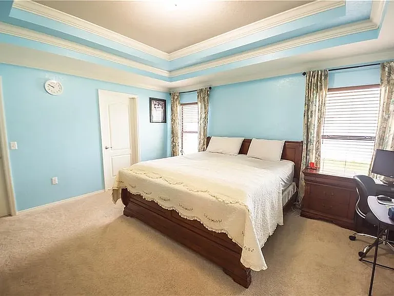 1038 Buccaneer Blvd — Photo 7