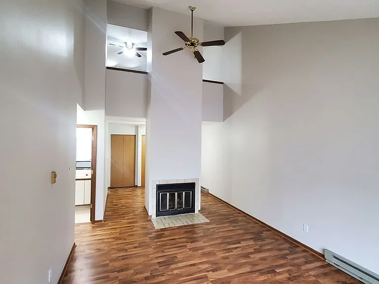 Orchard Village Apartments — Photo 209