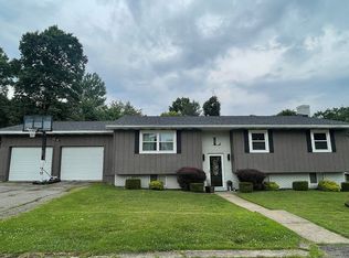 129 Radcliffe Rd, Wheeling, WV 26003