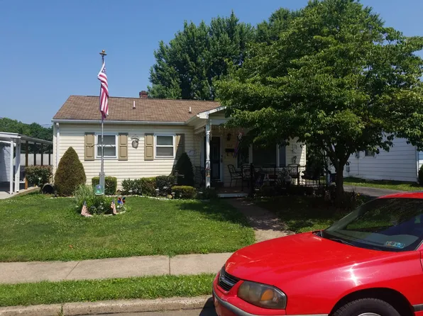 349 Sherwood Ave, South Williamsport, PA 17702