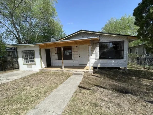408 W 6th St, La Feria, TX 78559