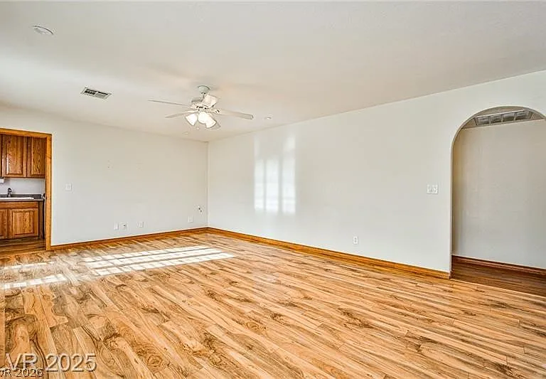 6315 N Park St — Photo 12