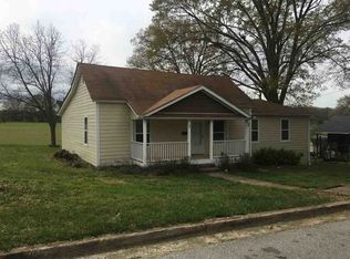 12 H St, Inman, SC 29349