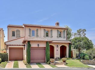 31 Renata, Newport Beach, CA 92657