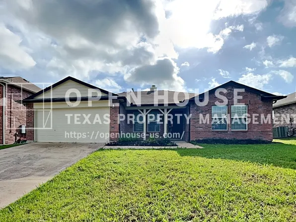 1108 Halifax Ln, Forney, TX 75126