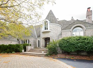 17 Horseshoe Ln, Lemont, IL 60439