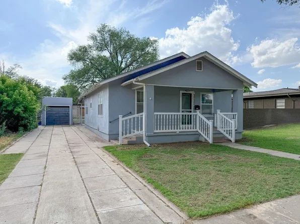 1210 Denver Ave, Dalhart, TX 79022