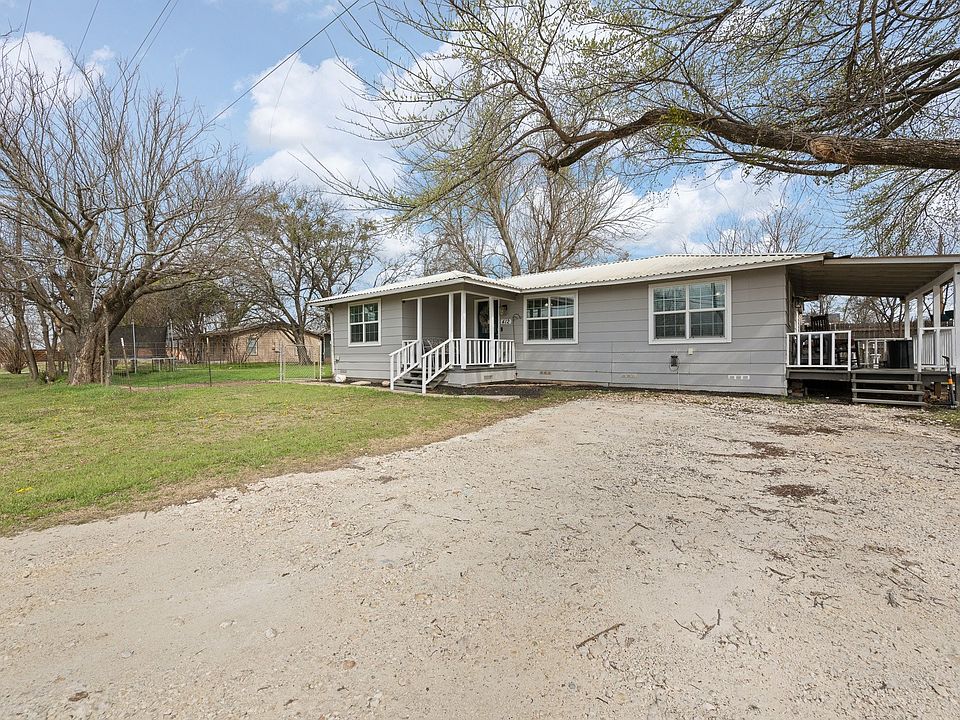 1st image of 412 W Godley Ave