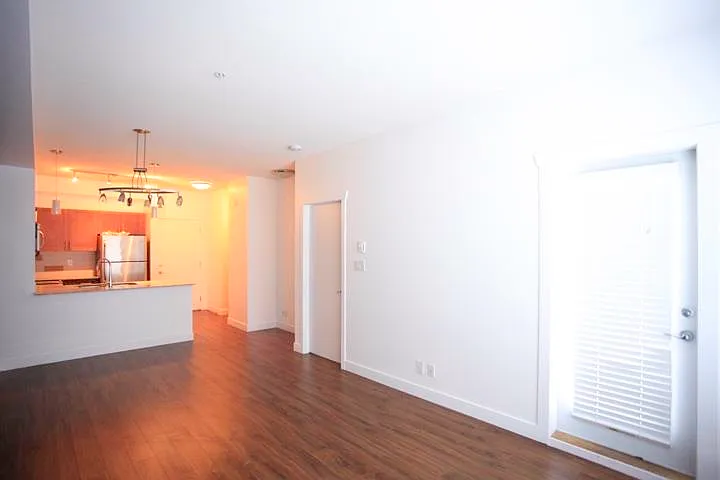 13468 King George Blvd #1XX — Photo 3