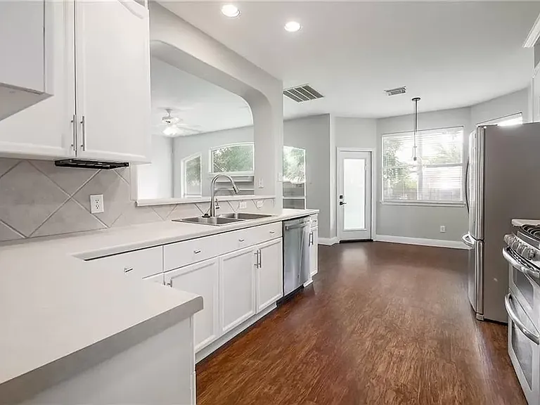 7116 Black Rock Bnd — Photo 10