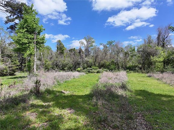 2nd image of 26870 Greenwell Springs Rd