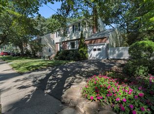 87 Buchanan Rd, West Roxbury, MA 02132