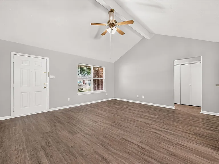 16200 Sun View Ln — Photo 5