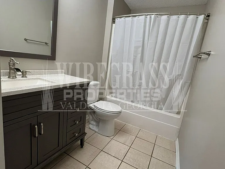 3621 Hillway Dr — Photo 9