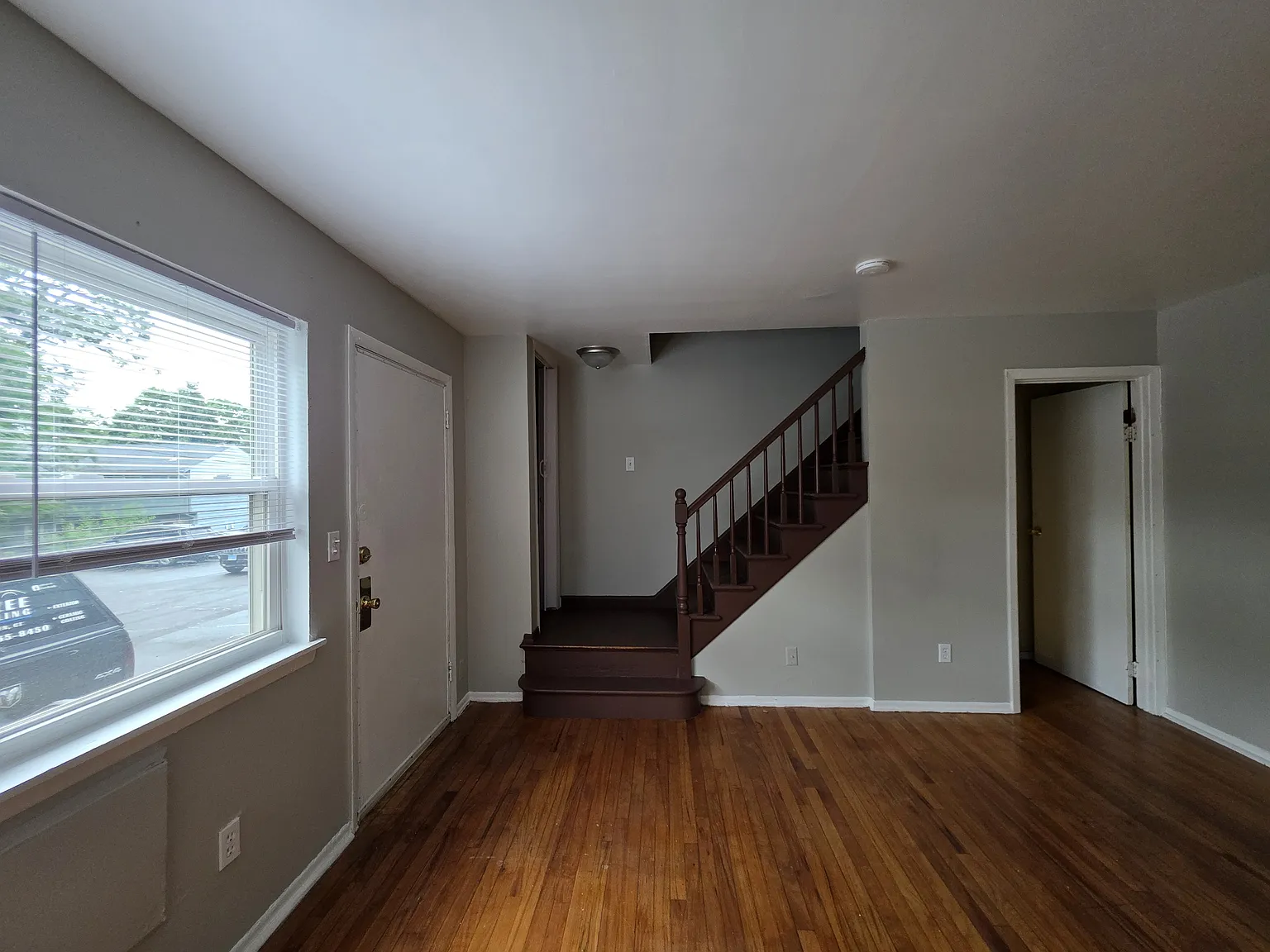 2 bed, 1200 sqft, $1,700 — Photo 4