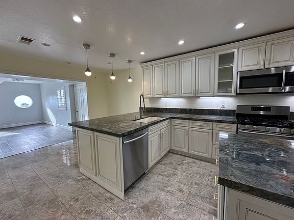 Large kitchen with nook