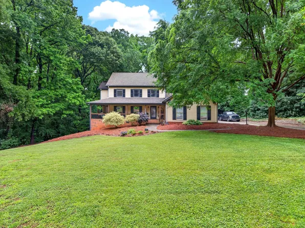 307 Thornhill Dr, Spartanburg, SC 29301