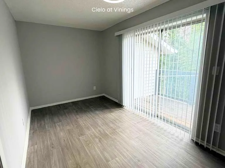 Premium Living at Cielo at Vinings - Pool, Gym & More! — Photo 31