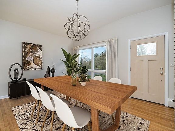 5th image of 5 Normanstone Dr