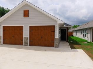 608 E College St #608, Sherman, TX 75090
