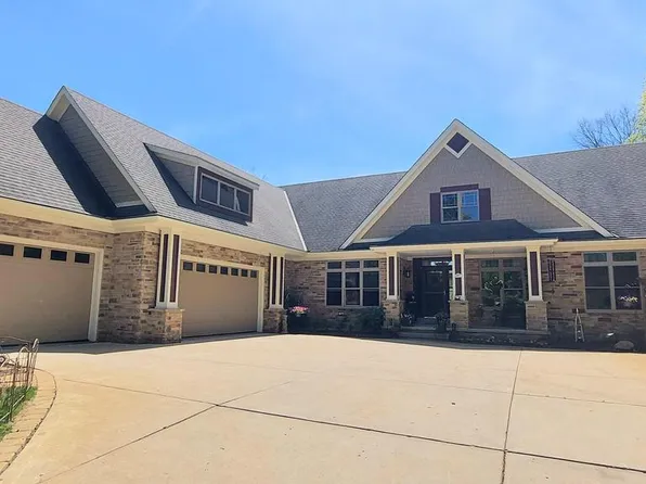 4451 Hartstone DRIVE, Slinger, WI 53086