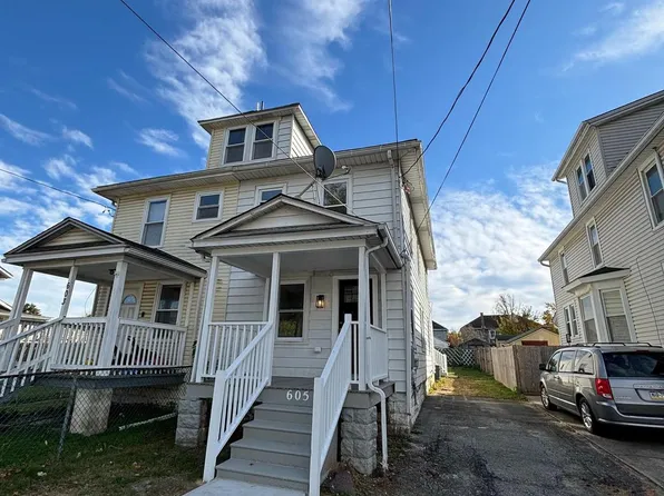 605 Johnson Ave, Upper Chichester, PA 19061