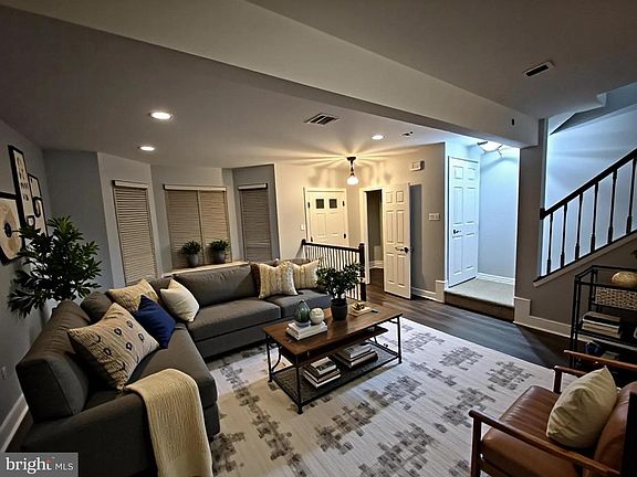 4th image of 1351 Walkabout Ct #42