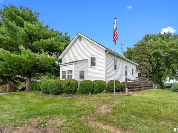 4482 County Highway 9, Woodhull, IL 61490