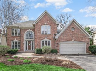 240 Long Oak Dr, West Chicago, IL