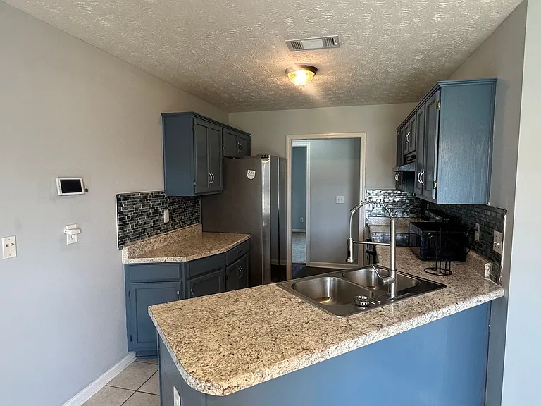 5620 Sweetwood Way — Photo 4