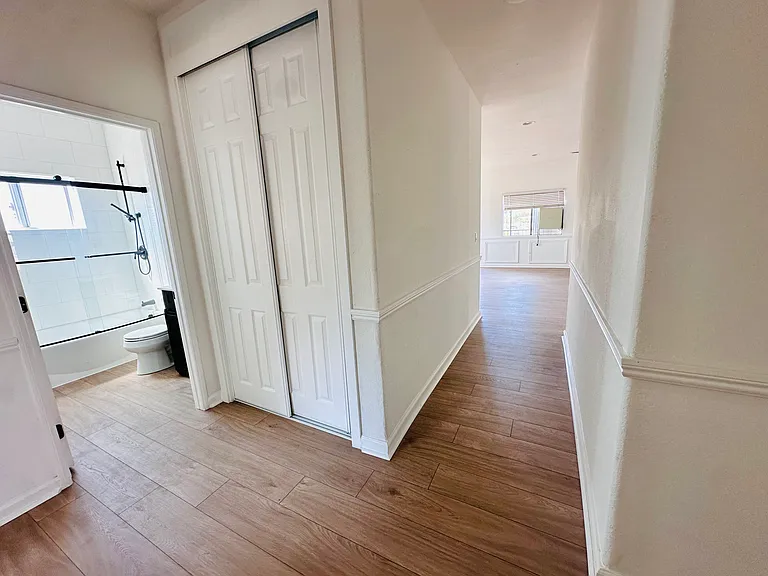 28076 East Dr — Photo 28