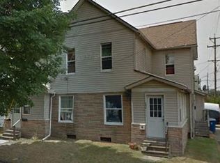 290 5th St NW #1/2, Barberton, OH 44203