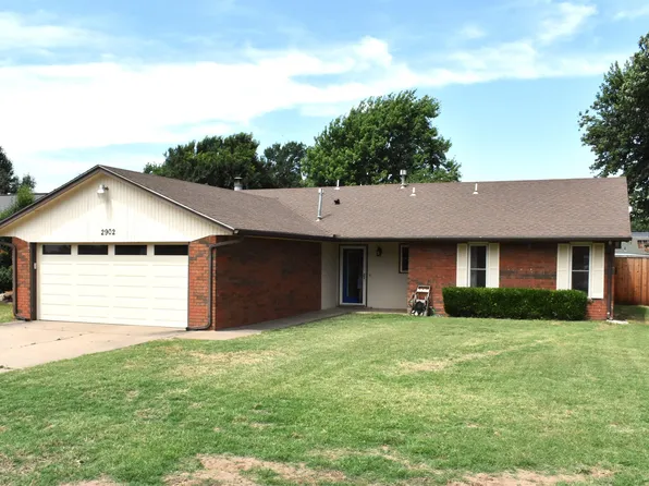2902 Liberty Ln, Enid, OK 73703
