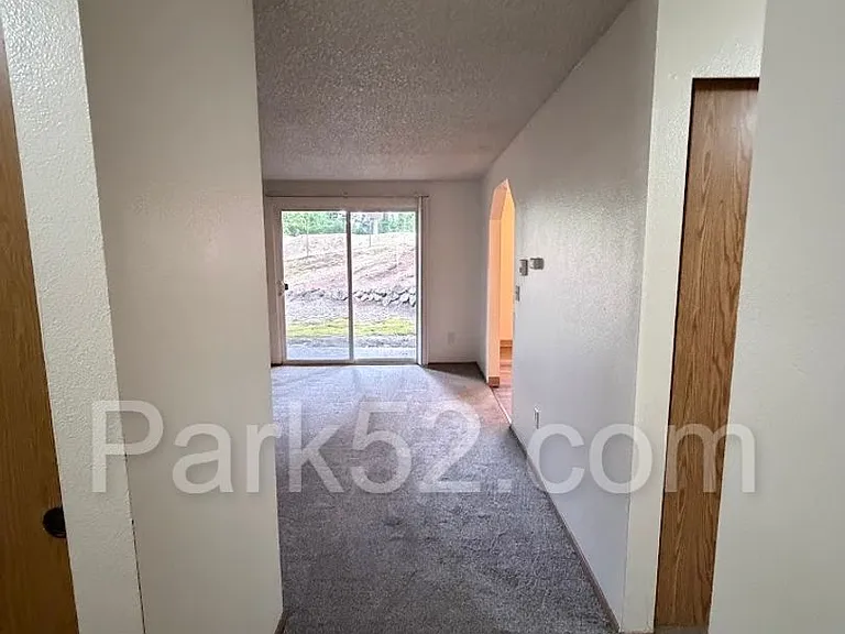 5025 S Orchard St #B — Photo 3