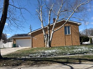 2109 S Douglas Ave, Springfield, IL 62704