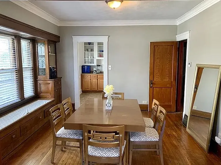 11710 Buckingham Ave — Photo 11