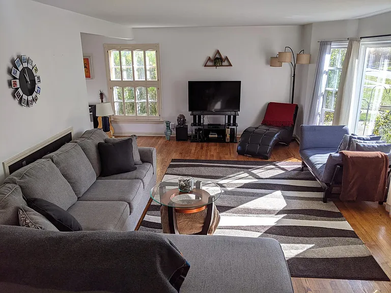 4437 Groveland Rd — Photo 23