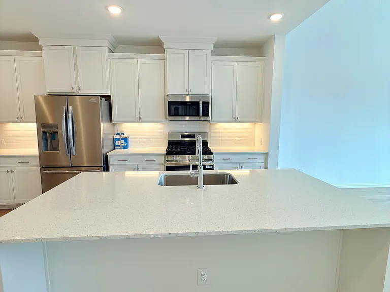3562 Pierce Ln — Photo 6
