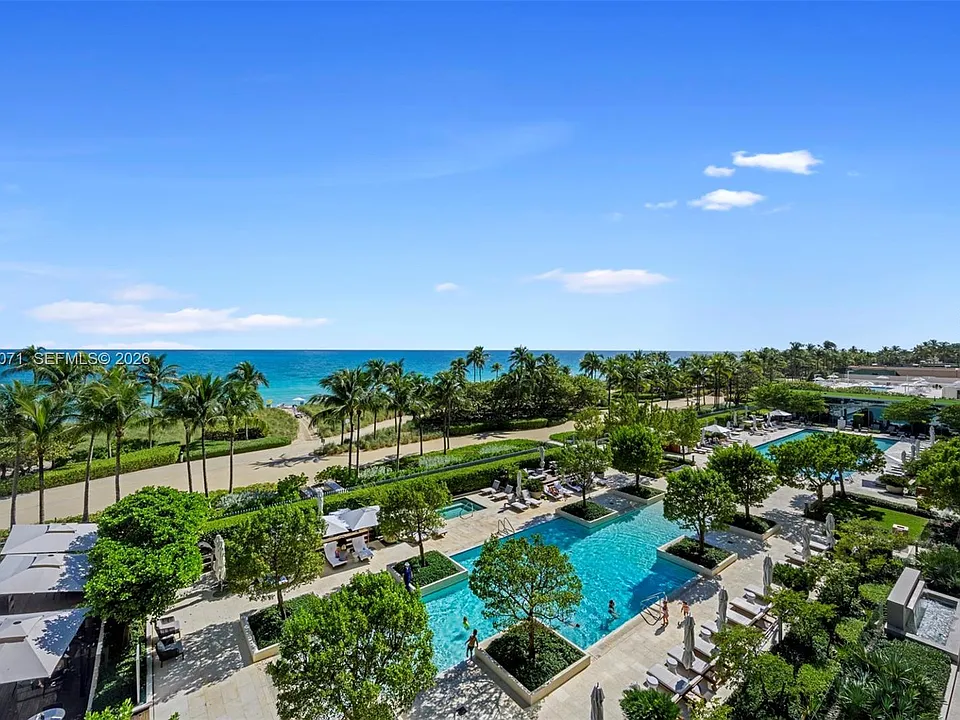 10203 Collins Ave #401