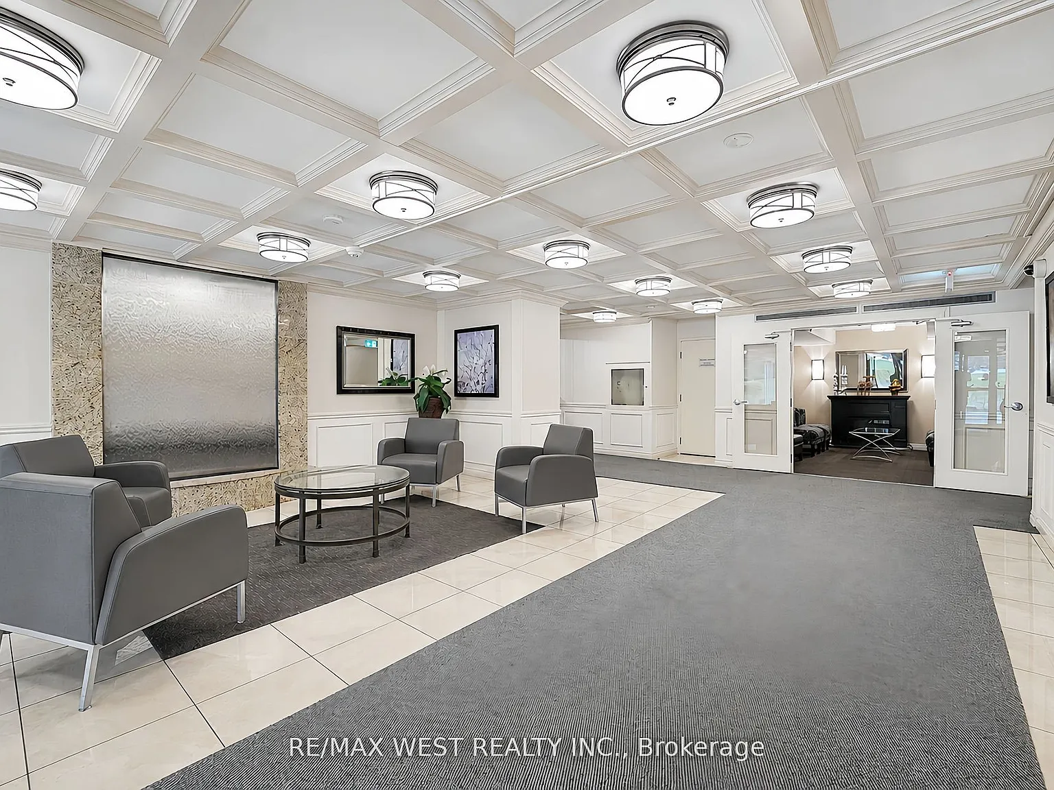 2 bed, $2,720 — Photo 2