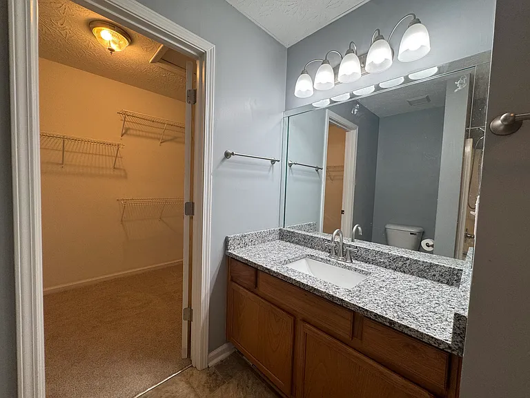 111 Warren Pass — Photo 30