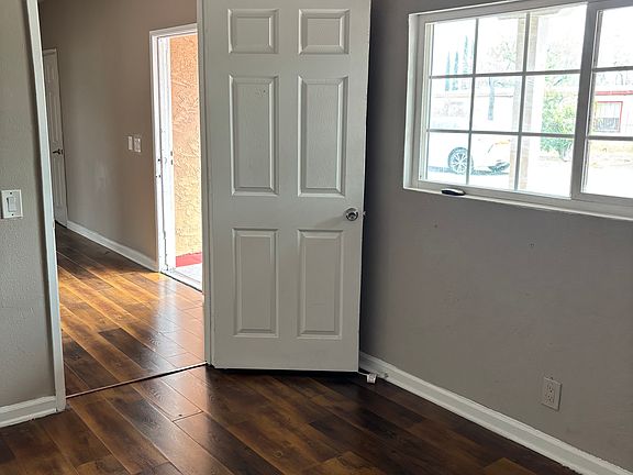 5th image of 8447 Palmetto Ave APT B