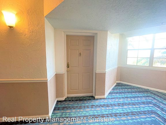2nd image of 1801 N Flagler Dr APT 524