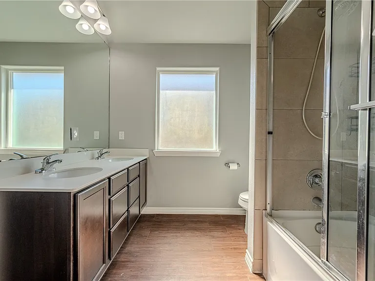 7433 Kolda Dr — Photo 17