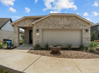 2085 Pinyon Dr, New Braunfels, TX 78132