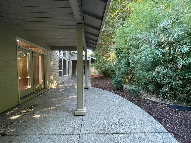 11234 SW Maypark Ct — Photo 38