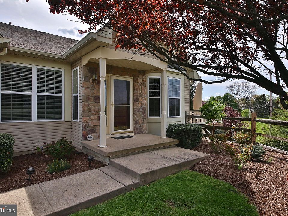 261 Fairway Dr Warminster, PA, 18974 Apartments for Rent Zillow